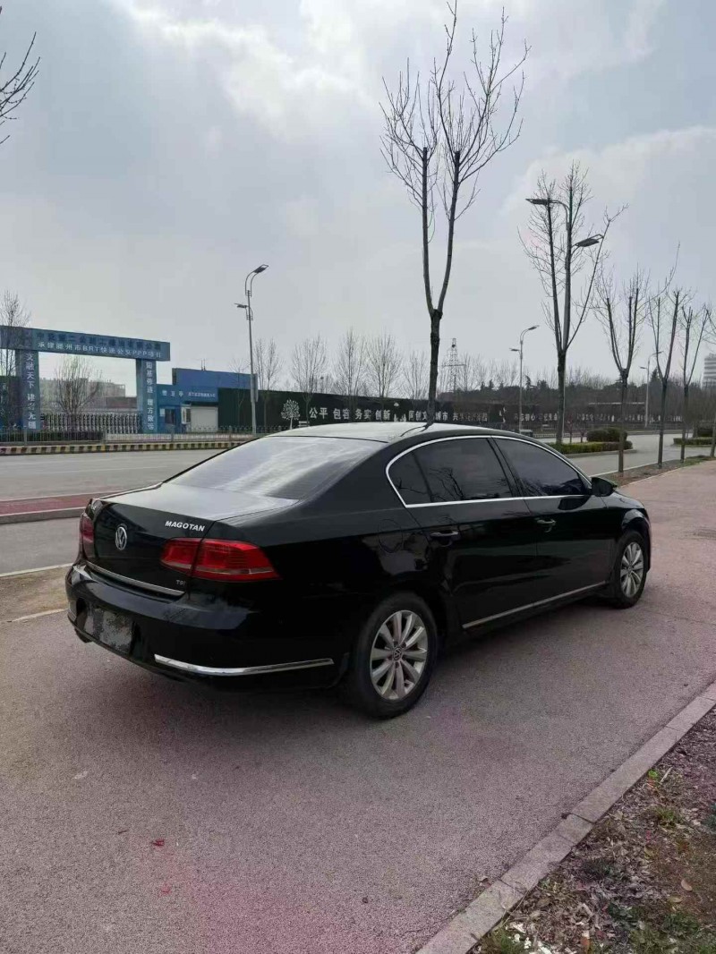 枣庄16年大众迈腾8