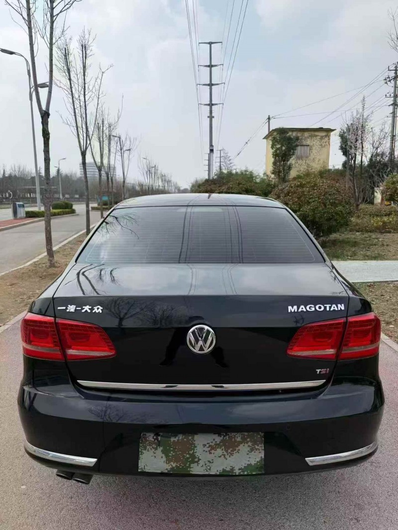 枣庄16年大众迈腾9