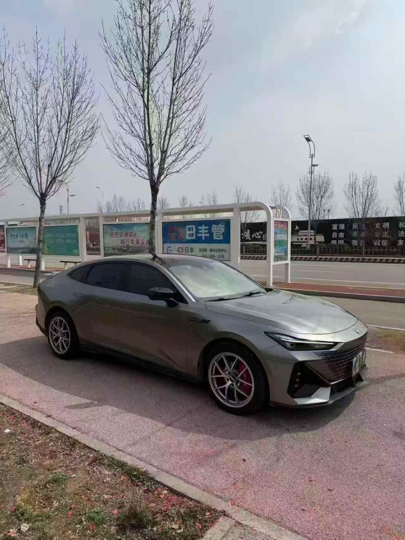 东营23年长安汽车UNI3