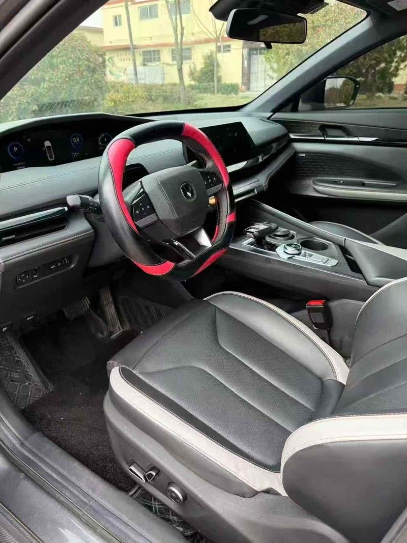 东营23年长安汽车UNI4