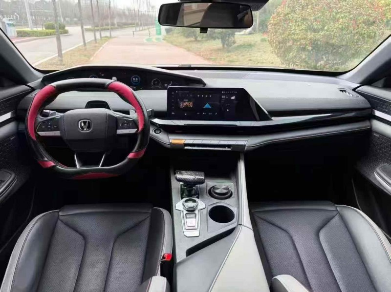 东营23年长安汽车UNI5