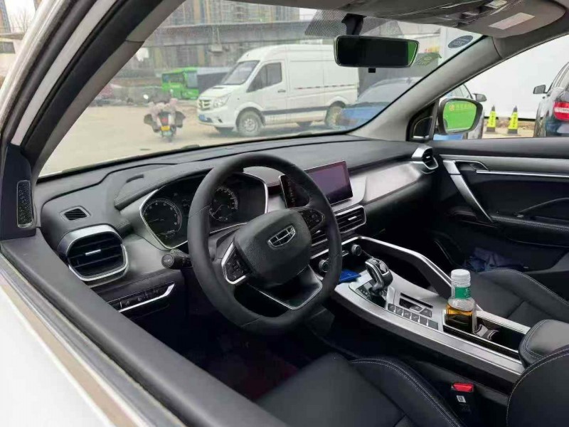 榆林20年吉利缤越3