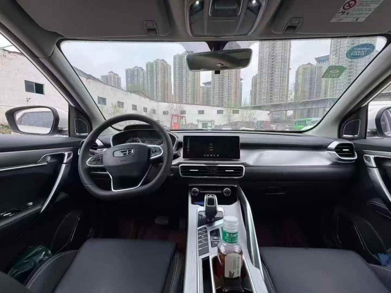 榆林20年吉利缤越6