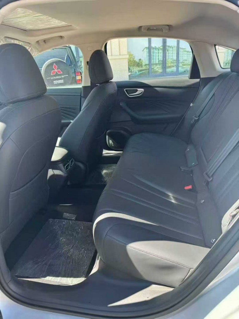 秦皇岛26年荣威D74