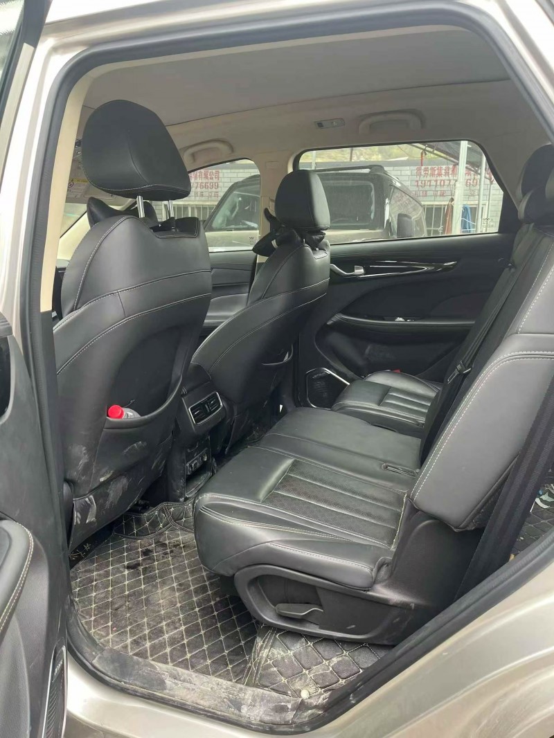 安顺19年奇瑞捷途4