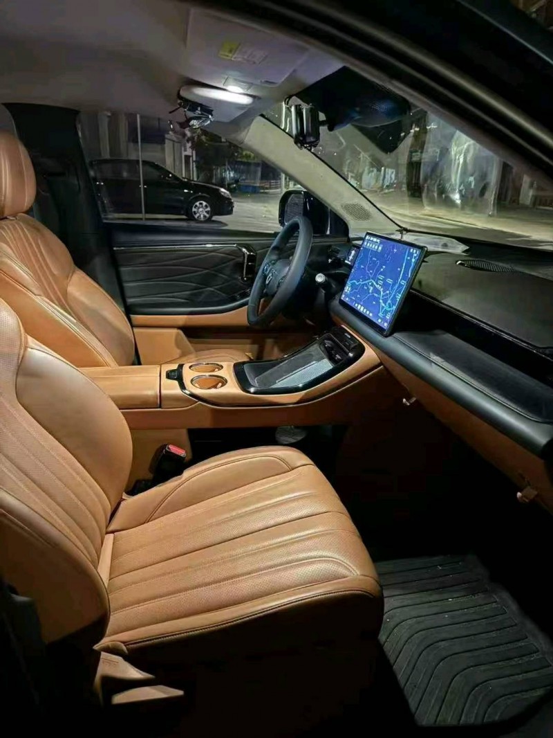 珠海25年传祺埃安V4