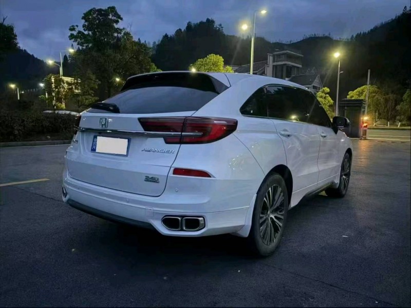 铜仁21年本田冠道6