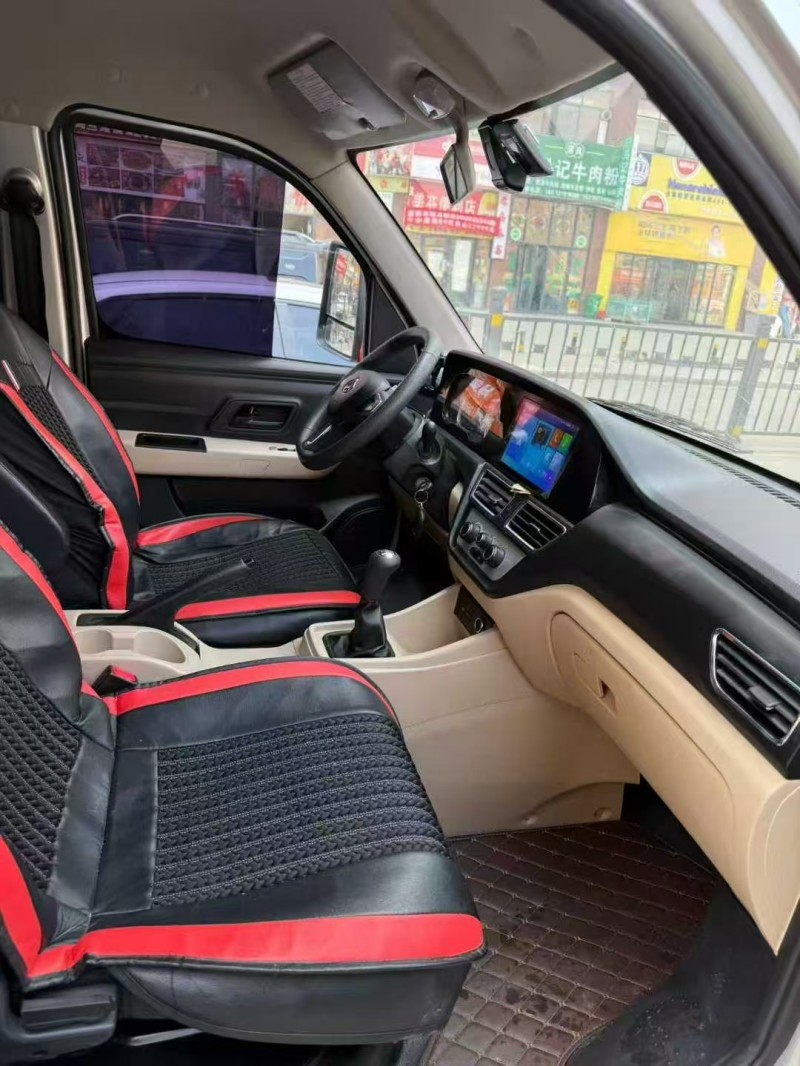 黔东南25年长安汽车新豹5