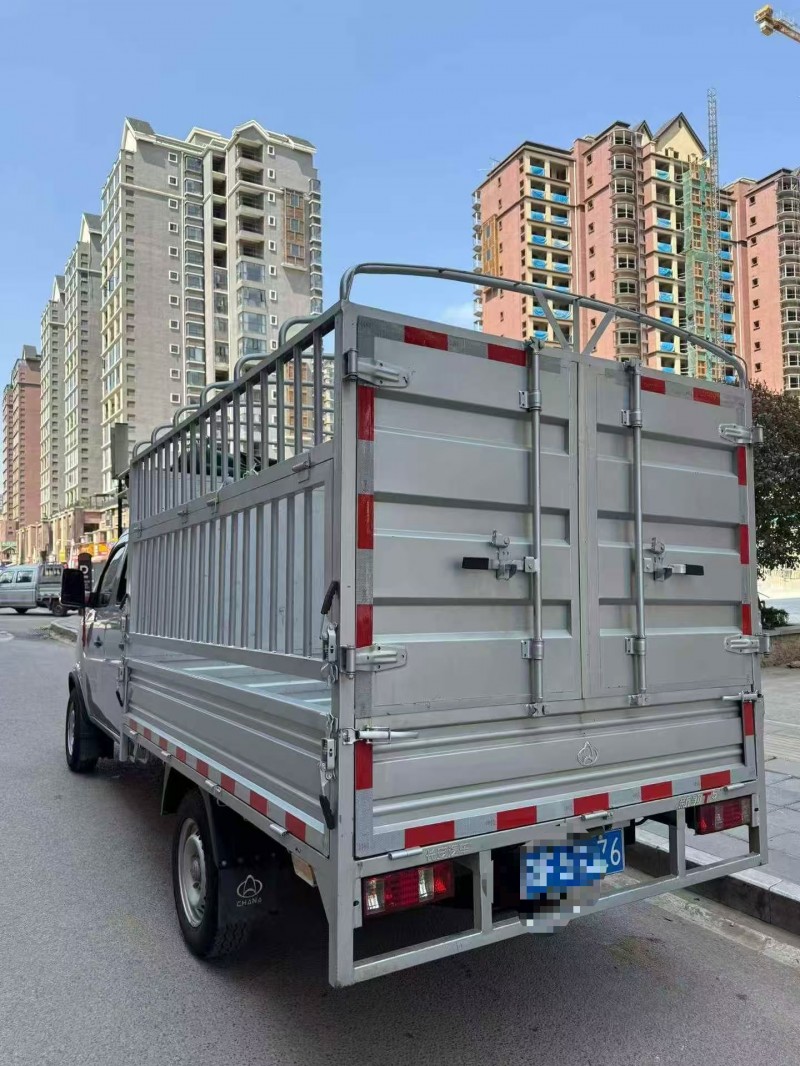 黔东南25年长安汽车新豹7