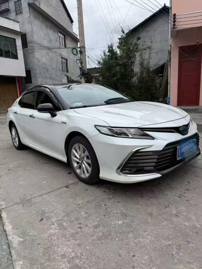 重庆22年丰田凯美瑞2