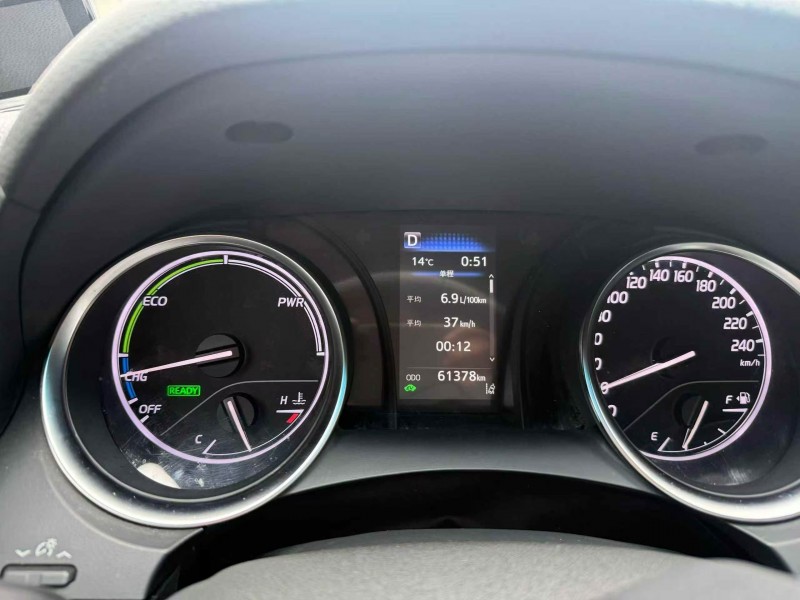 重庆22年丰田凯美瑞4