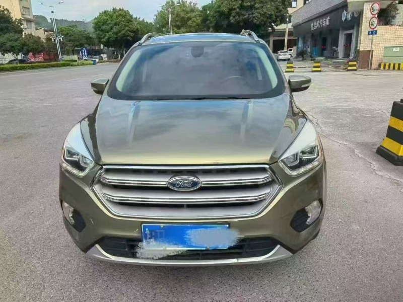 桂林17年福特翼虎1