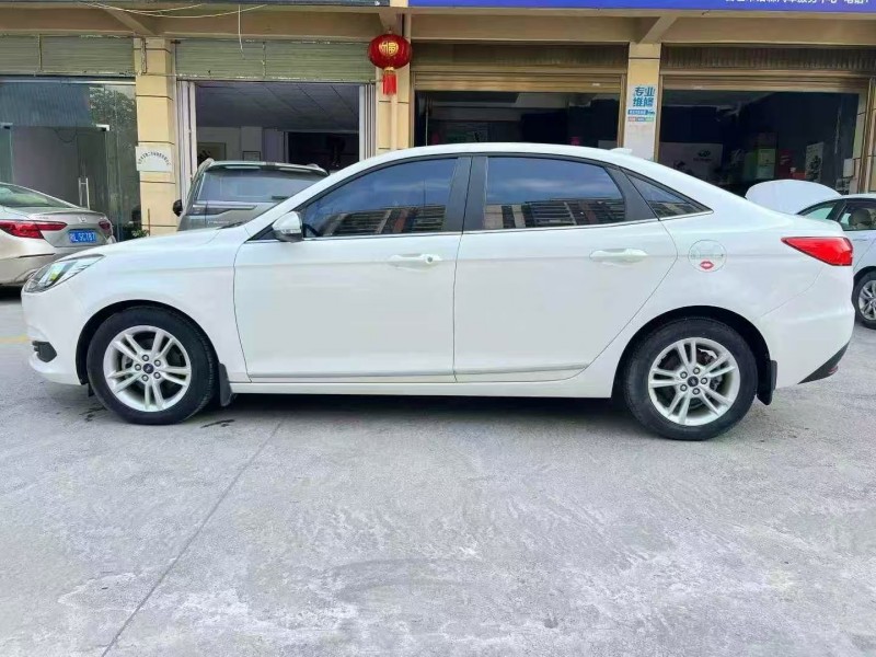 桂林19年福特福睿斯2