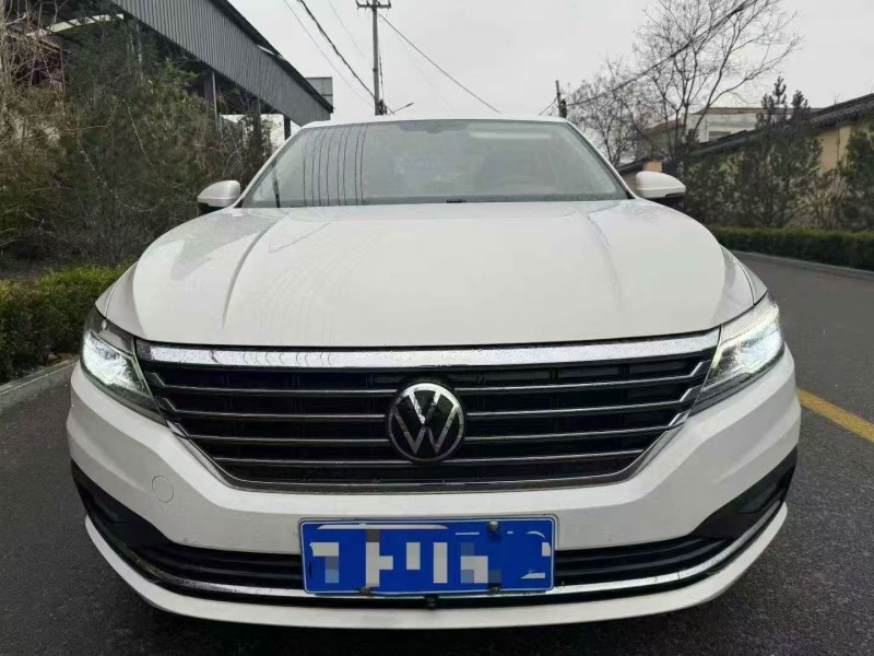 枣庄22年大众朗逸1