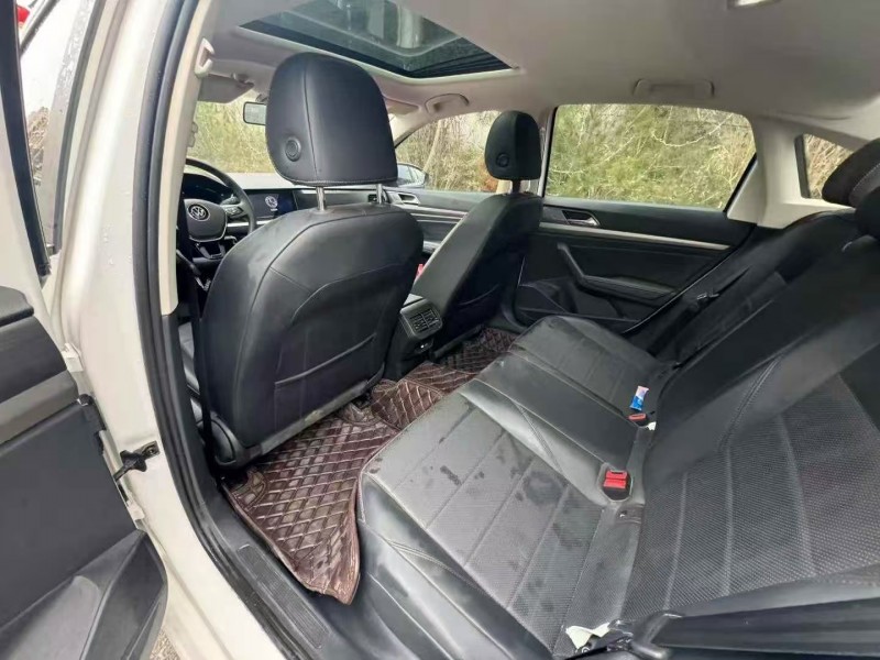 枣庄22年大众朗逸4