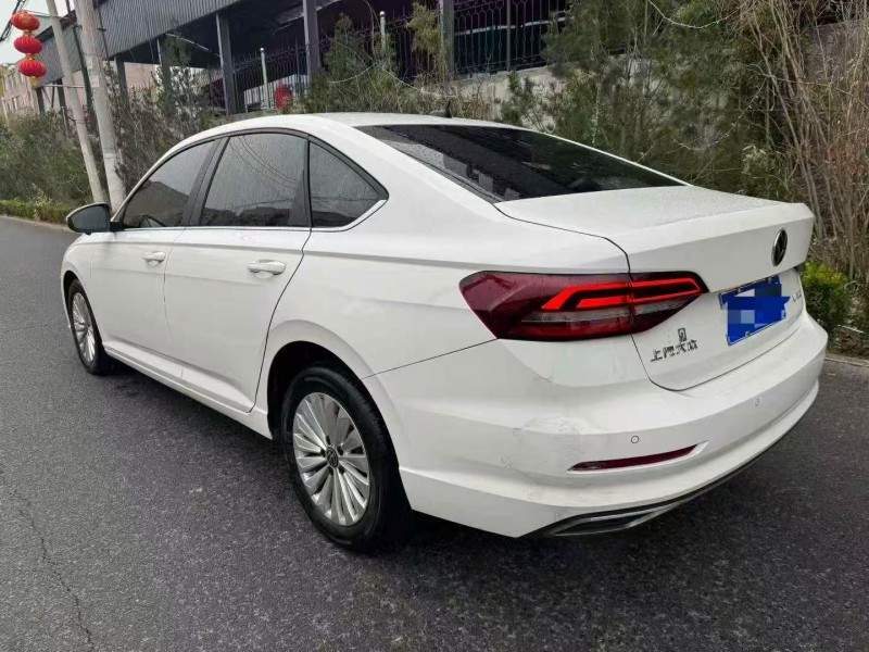 枣庄22年大众朗逸9