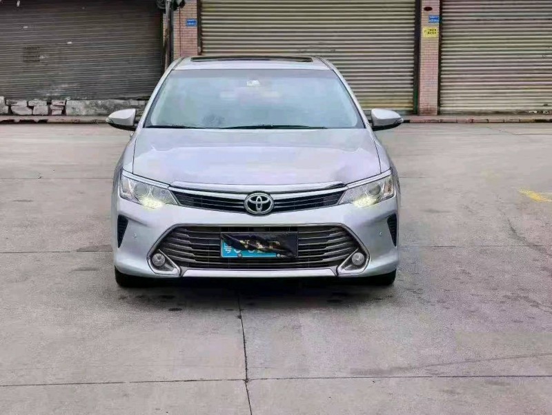 珠海16年丰田凯美瑞1