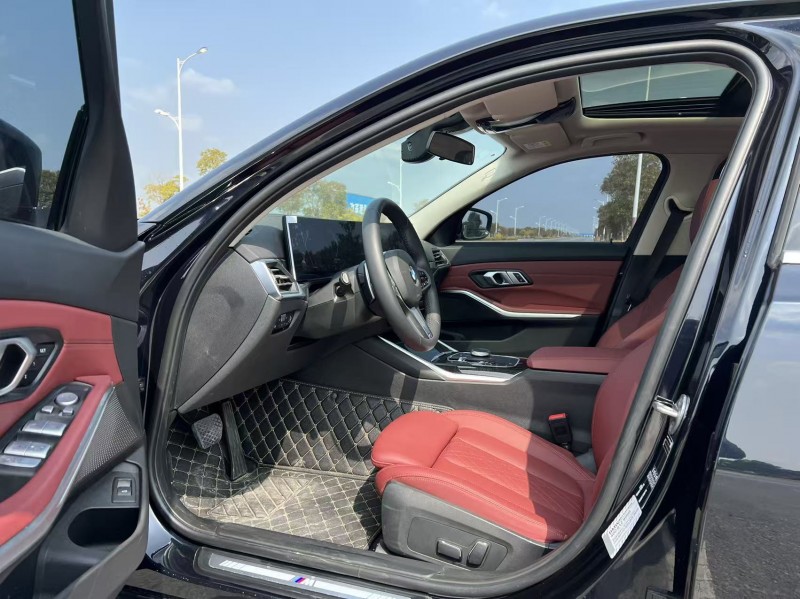 盐城23年宝马3系9