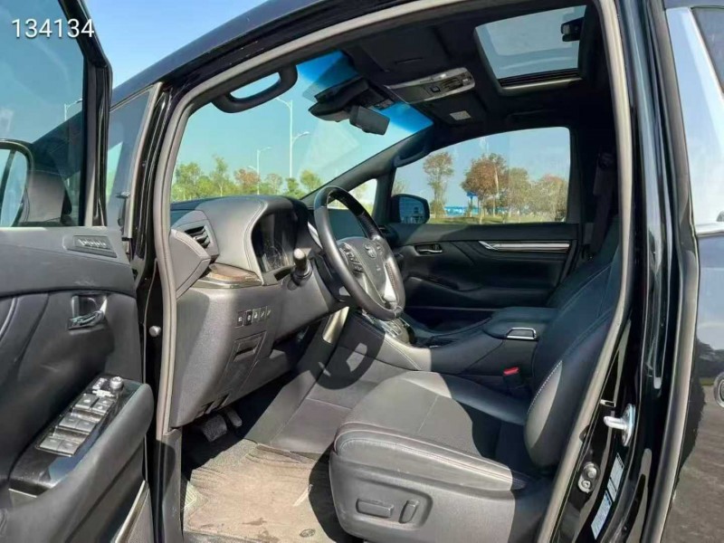 盐城22年丰田埃尔法4