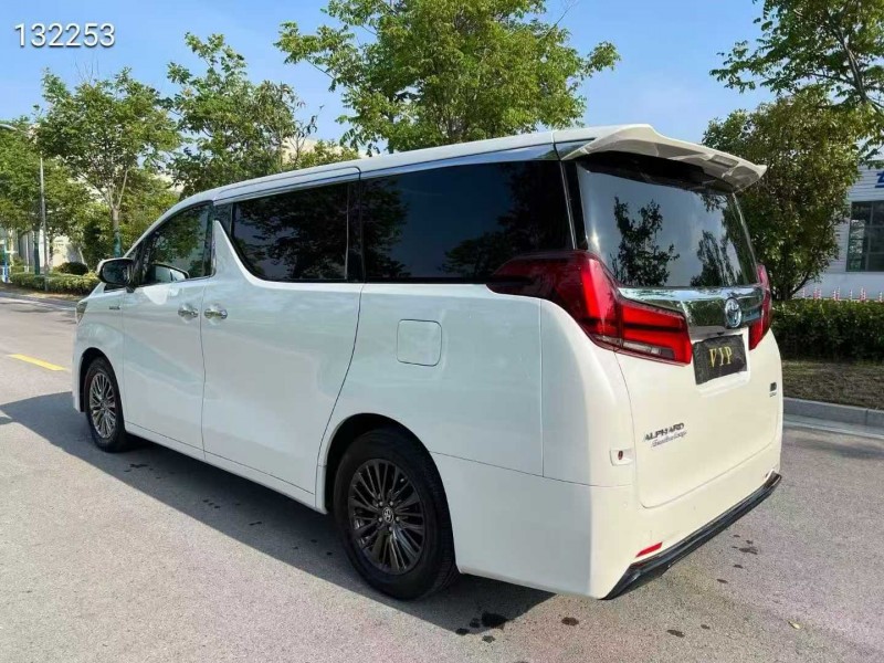 盐城21年丰田埃尔法9