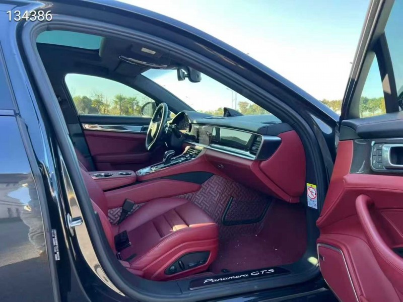 盐城22年保时捷帕拉梅拉6