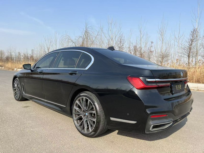 盐城21年宝马7系8