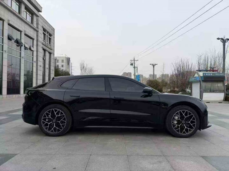 枣庄24年极氪汽车0017