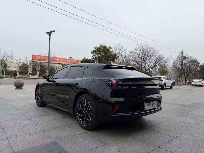 枣庄24年极氪汽车0019