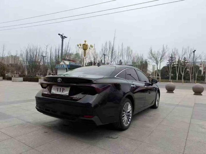 枣庄21年丰田亚洲龙8