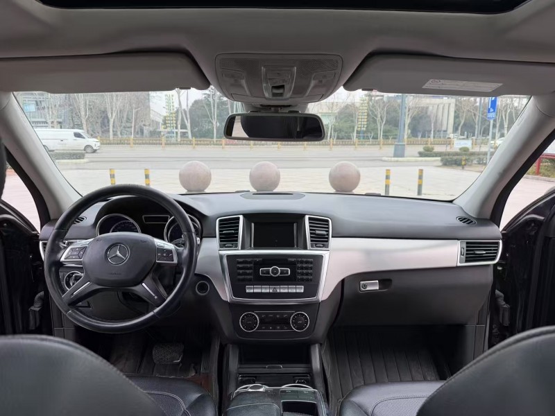 枣庄13年奔驰ML6