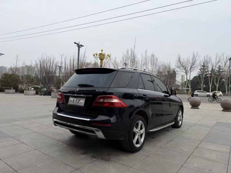 枣庄13年奔驰ML9