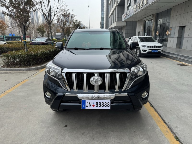 济宁11年丰田普拉多1