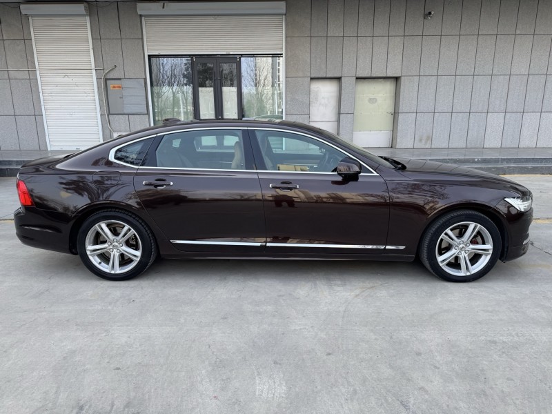 济宁19年沃尔沃S908