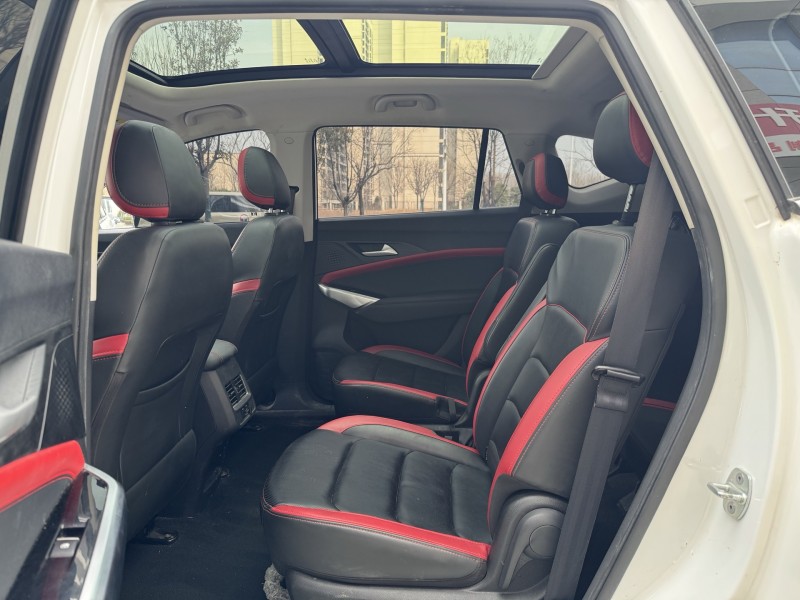 济宁21年大众思皓6