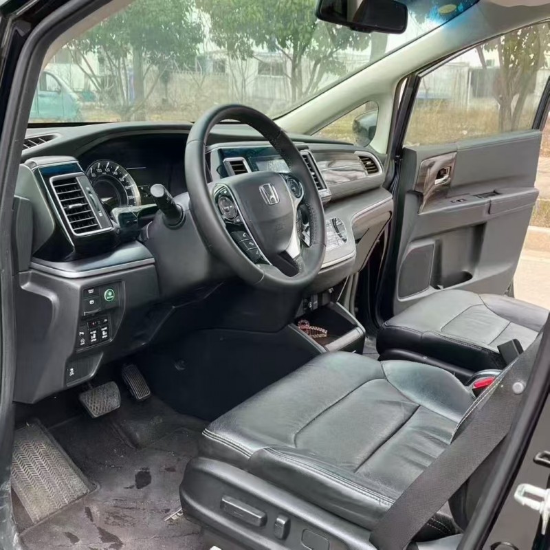 枣庄18年本田艾力绅5