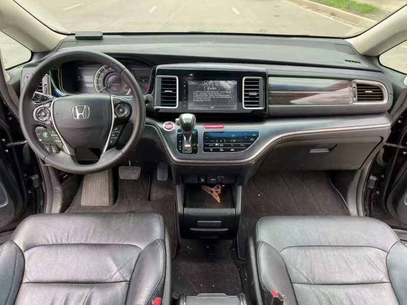 枣庄18年本田艾力绅6