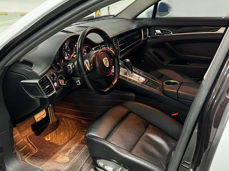 宿迁17年保时捷帕拉梅拉4