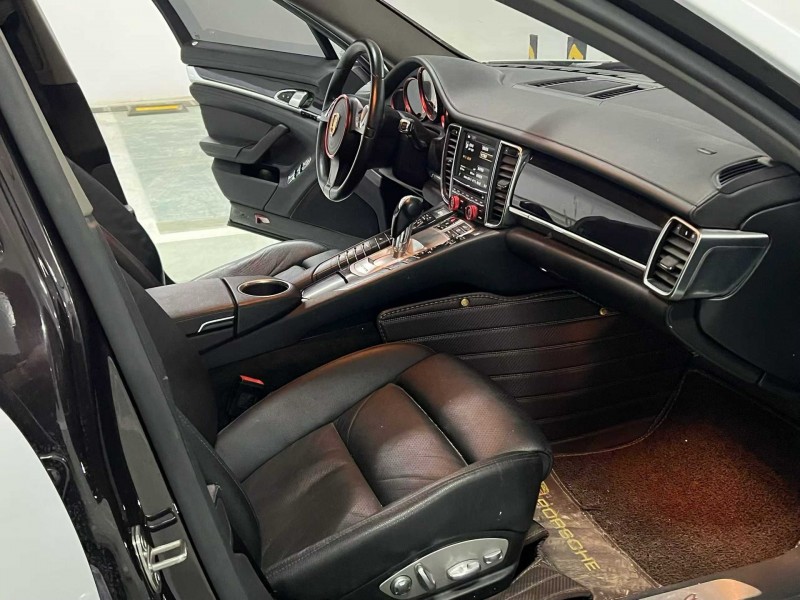 宿迁17年保时捷帕拉梅拉5