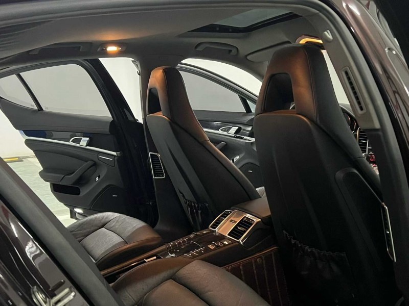 宿迁17年保时捷帕拉梅拉6