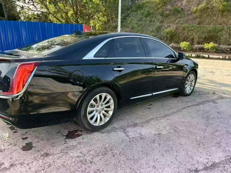 防城港19年凯迪拉克XTS9