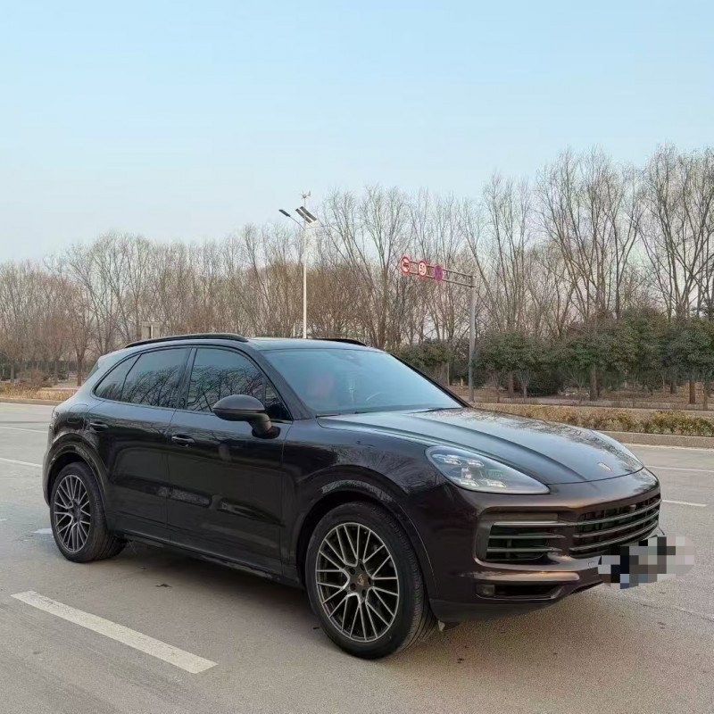 枣庄23年保时捷卡宴2