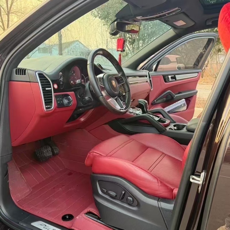 枣庄23年保时捷卡宴4