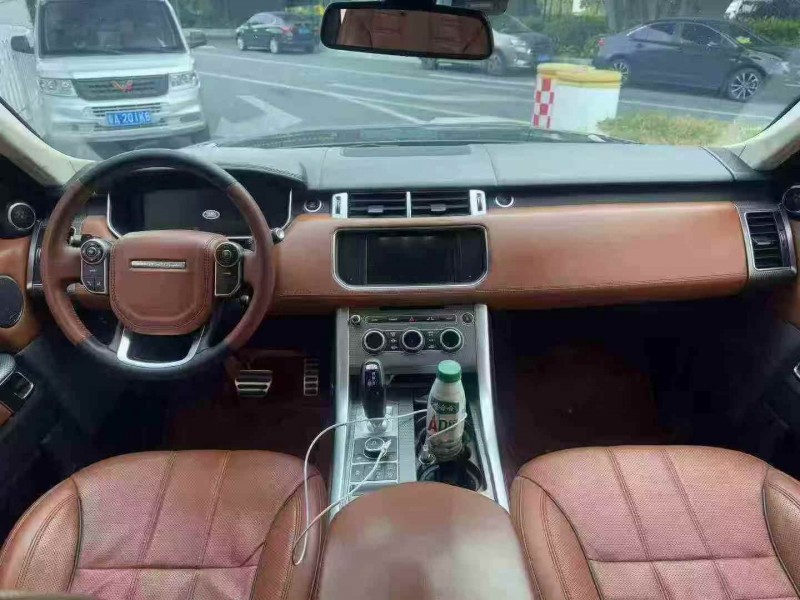 广州14年路虎揽胜运动6