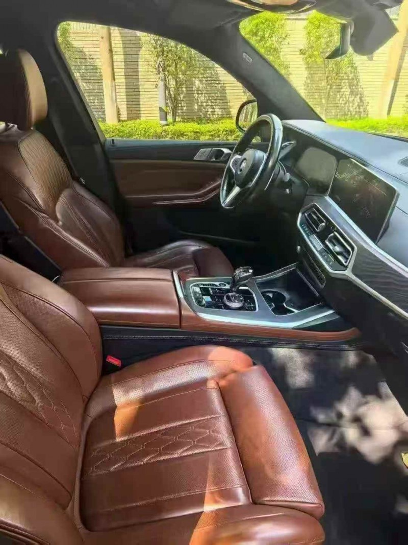 广州20年宝马X75