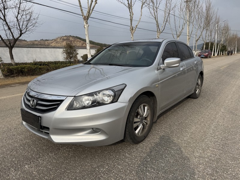 徐州12年本田雅阁2