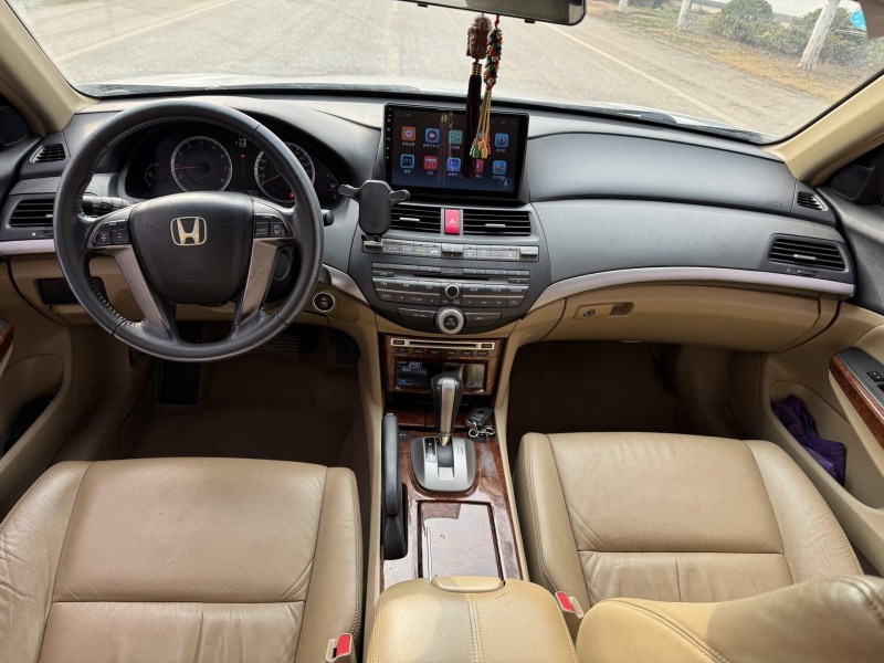 徐州12年本田雅阁8