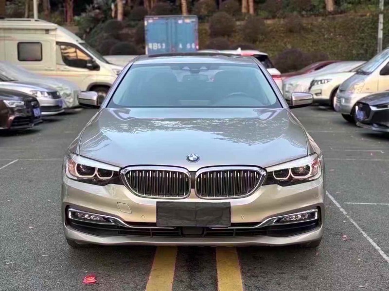 广州16年宝马5系1