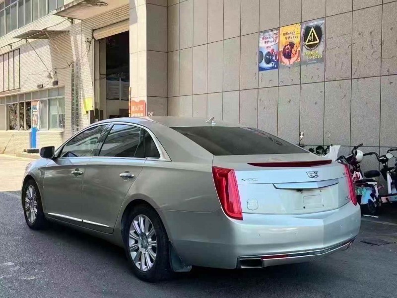 东莞15年凯迪拉克XTS7