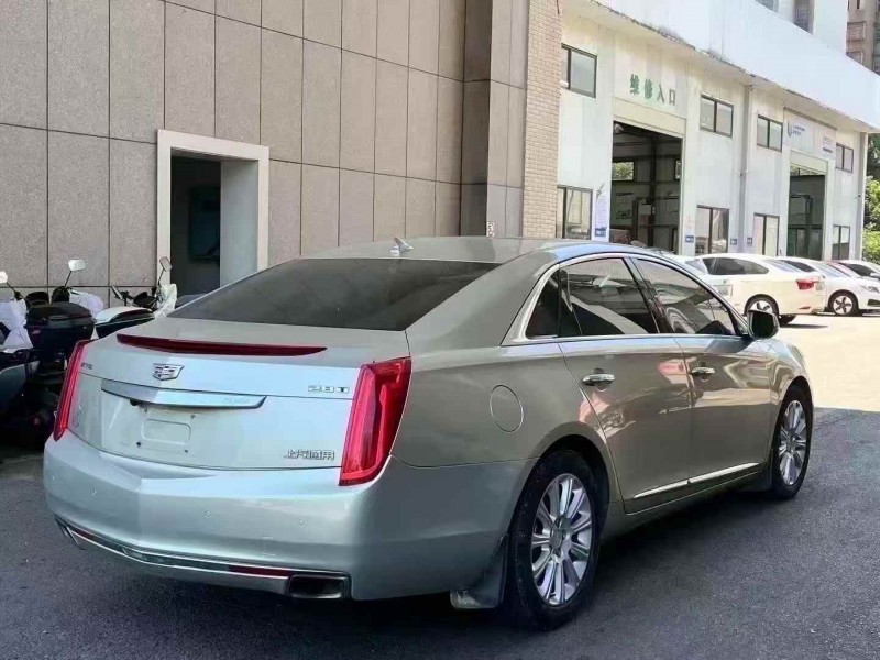 东莞15年凯迪拉克XTS9