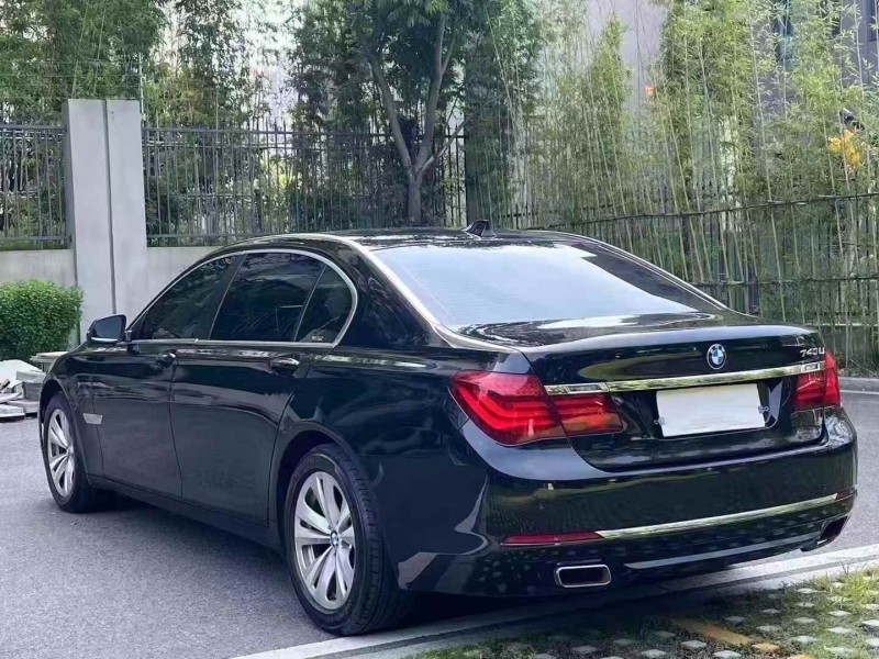 广州13年宝马7系3